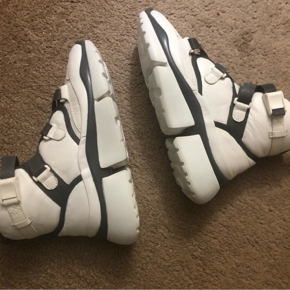 Chloe white and smoked grey sonnie sneakers - high top size 7 - Picture 4 of 5